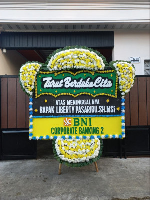 Papan Bunga Duka di Kuari